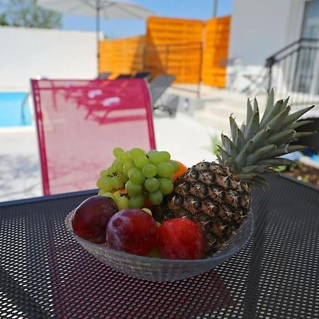 Luxury Apartment Petra With Private Pool زادار المظهر الخارجي الصورة